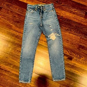 Levi’s Wedgie Jeans size 23